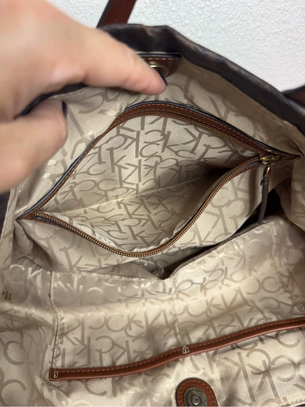 CALVIN KLEIN 🌟 Brown, Gold Monogram Logo Shoulder Tote, Dual Straps - Like NEW